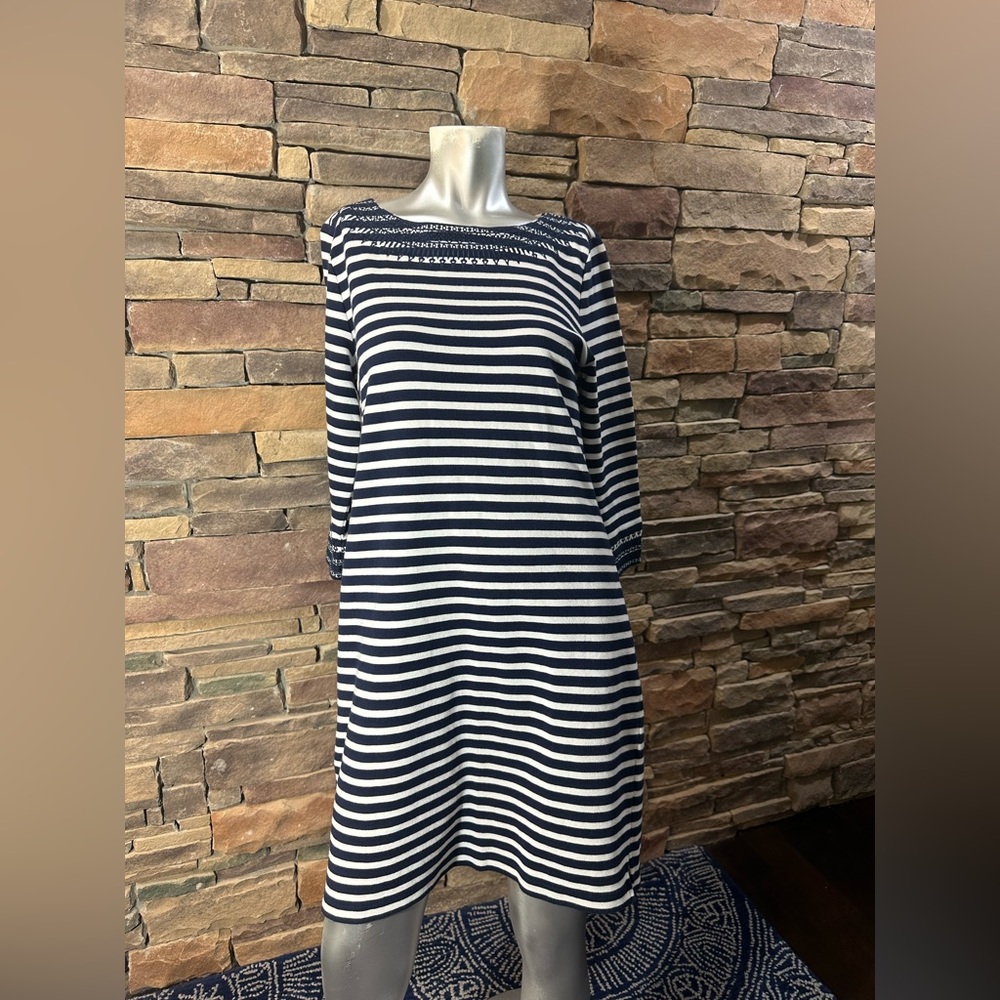 Vineyard Vines Long Sleeve Navy Cotton Striped Dress with Embroidery Det…